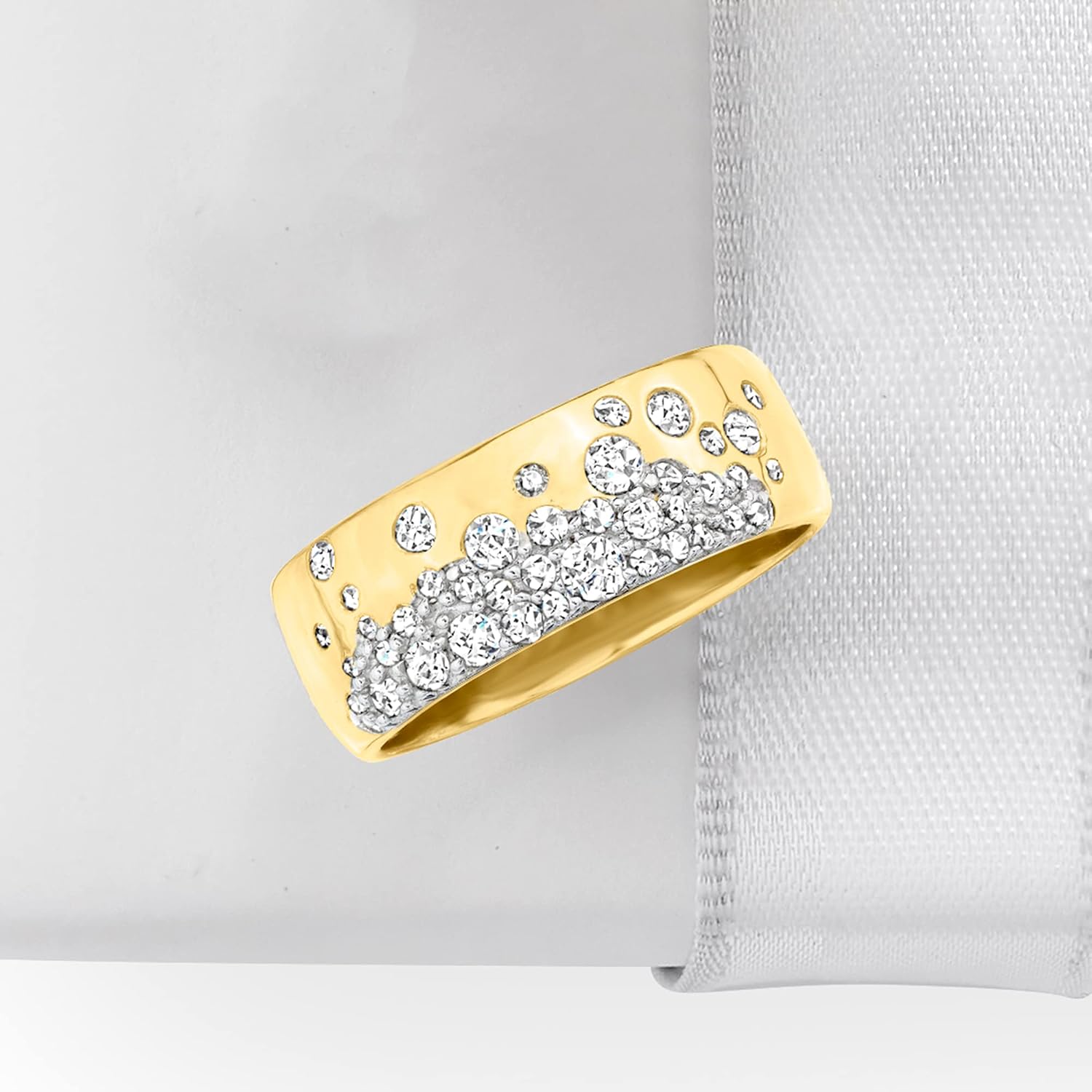 Celestial Dust 18kt Gold Diamond Ring