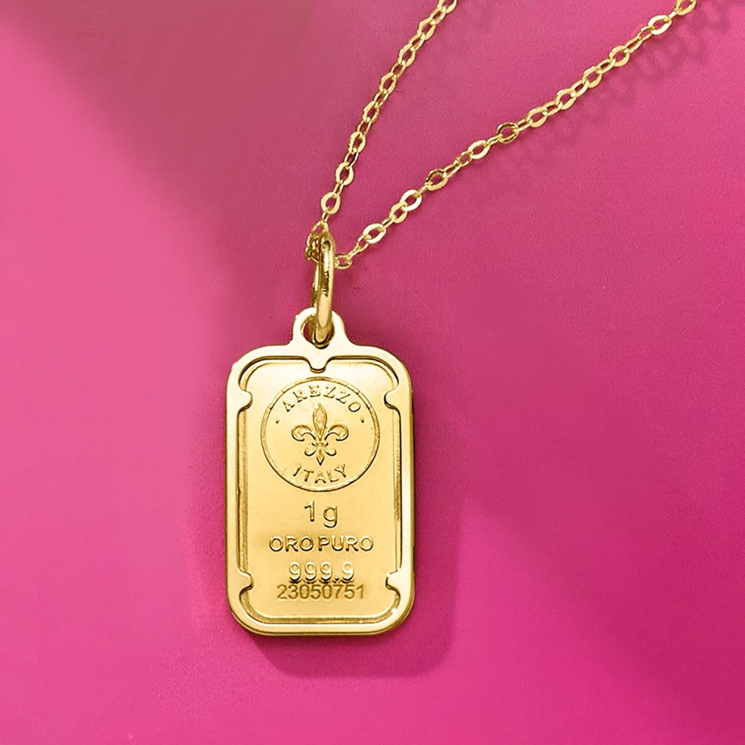 Majestic Aura Pendant