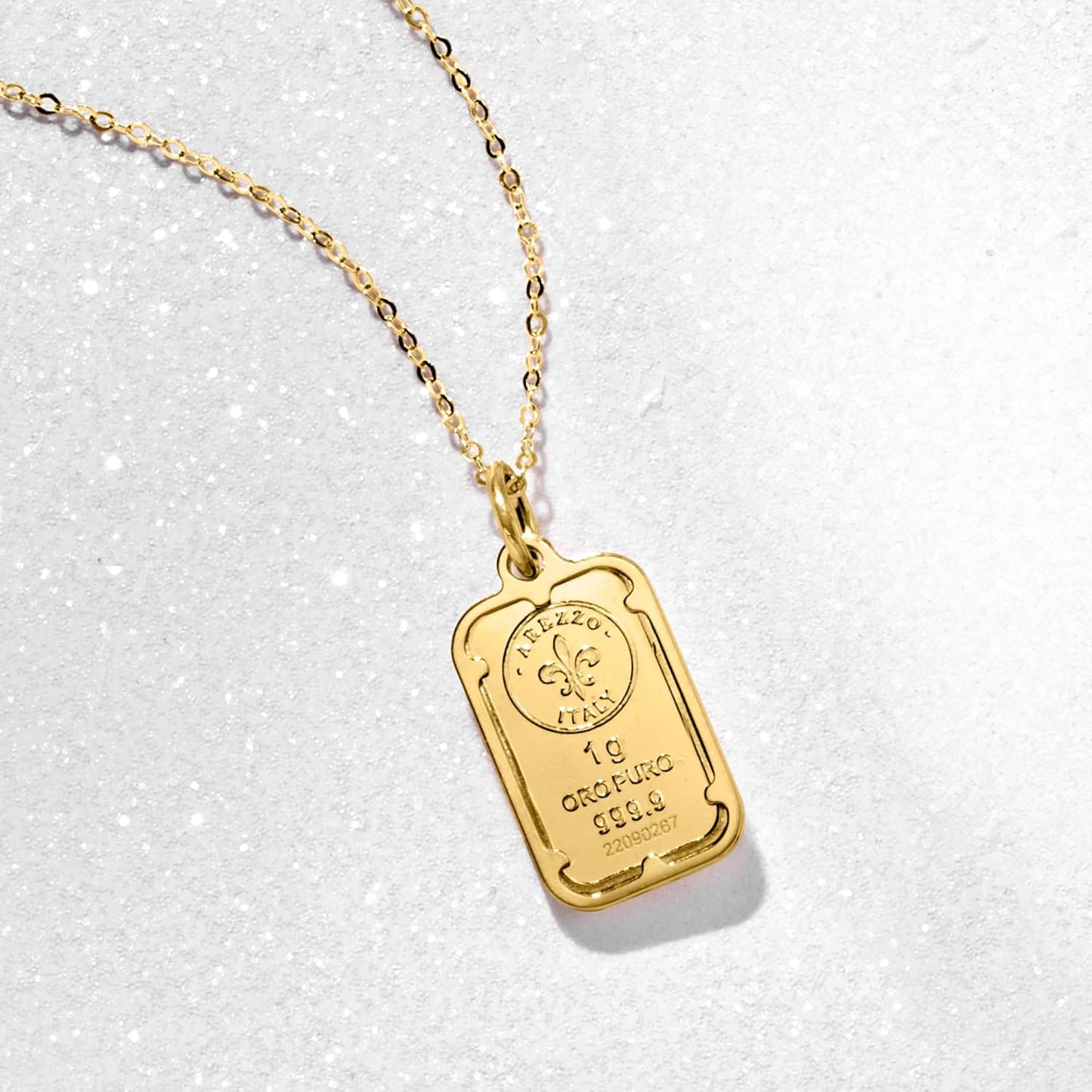 Majestic Aura Pendant